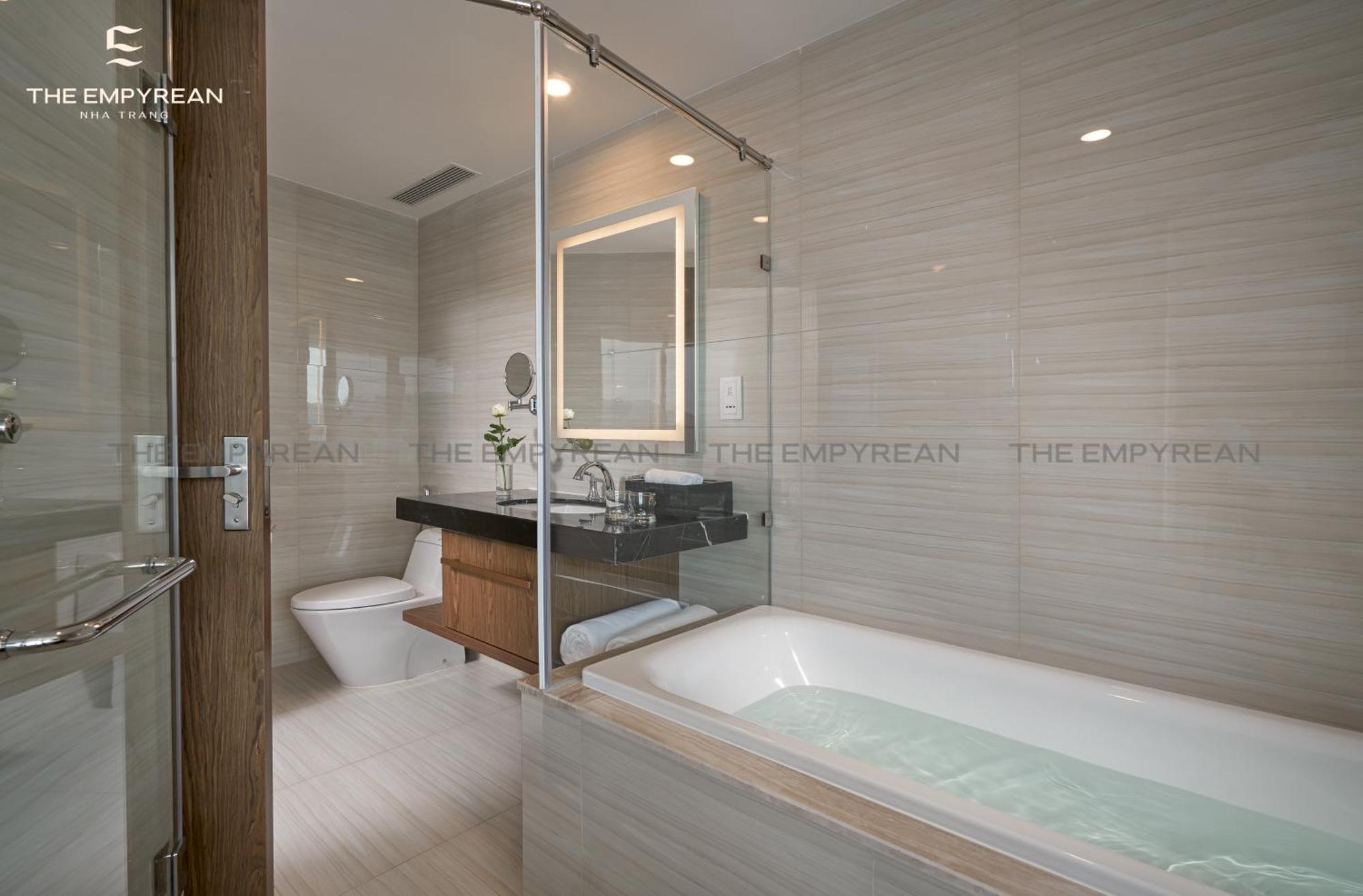 The Empyrean Nha Trang Hotel Kamer foto